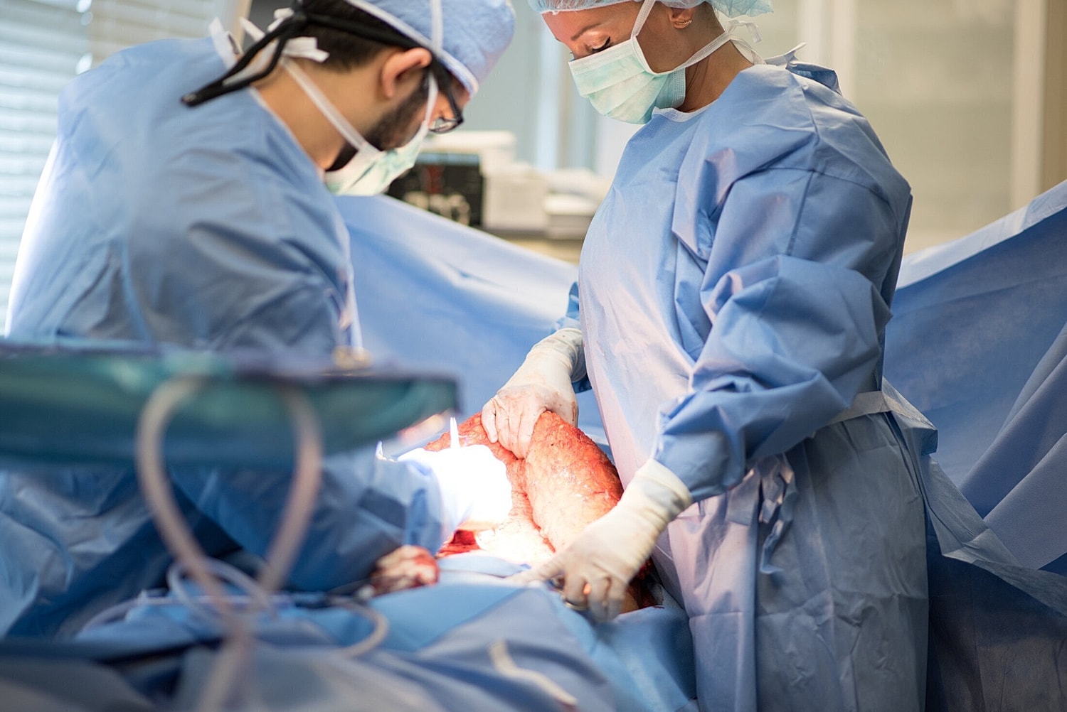 orlando plastic surgeon performing tummy tuck 3